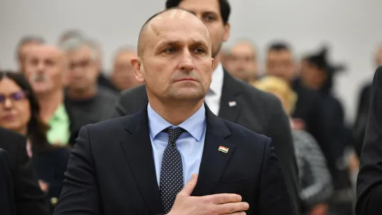 H-9a454e89-2f1a-4a1a-9a9e-e8158d97118f-550