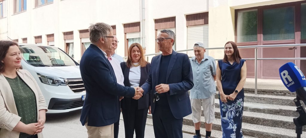 IMG-6b1bdcec6b2d6e2ece482e6d55e50690-V-2-1024×462