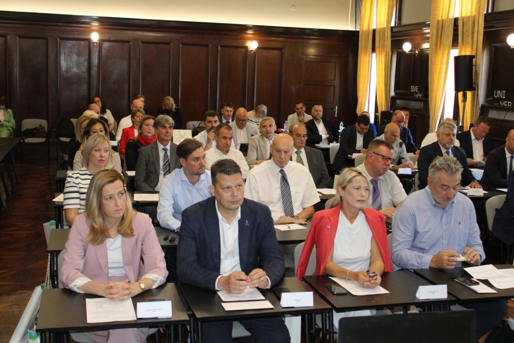 IMG_5001-1024×683 IMG_5001-1024×683