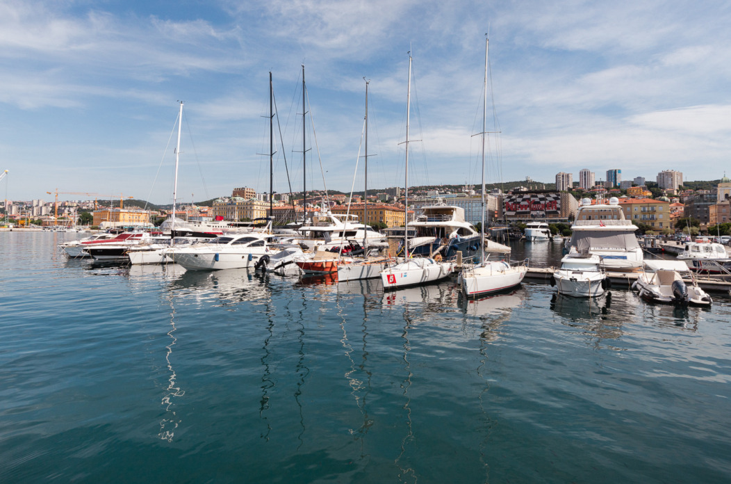 Ilustrativna Riva more jahte-2