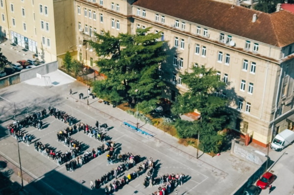 Opca-gimnazija-u-Ekonomskoj-skoli-Mije-Mirkovica-Rijeka