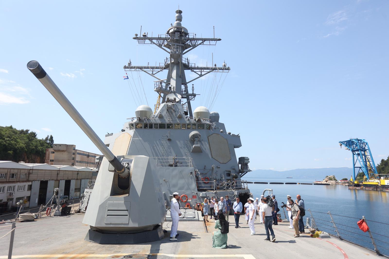 Rijeka: Posjet brodu Američke ratne mornarice USS Forrest Sherman u brodogradilištu Viktor Lenac