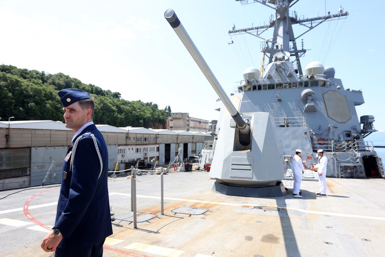 Rijeka: Posjet brodu Američke ratne mornarice USS Forrest Sherman u brodogradilištu Viktor Lenac