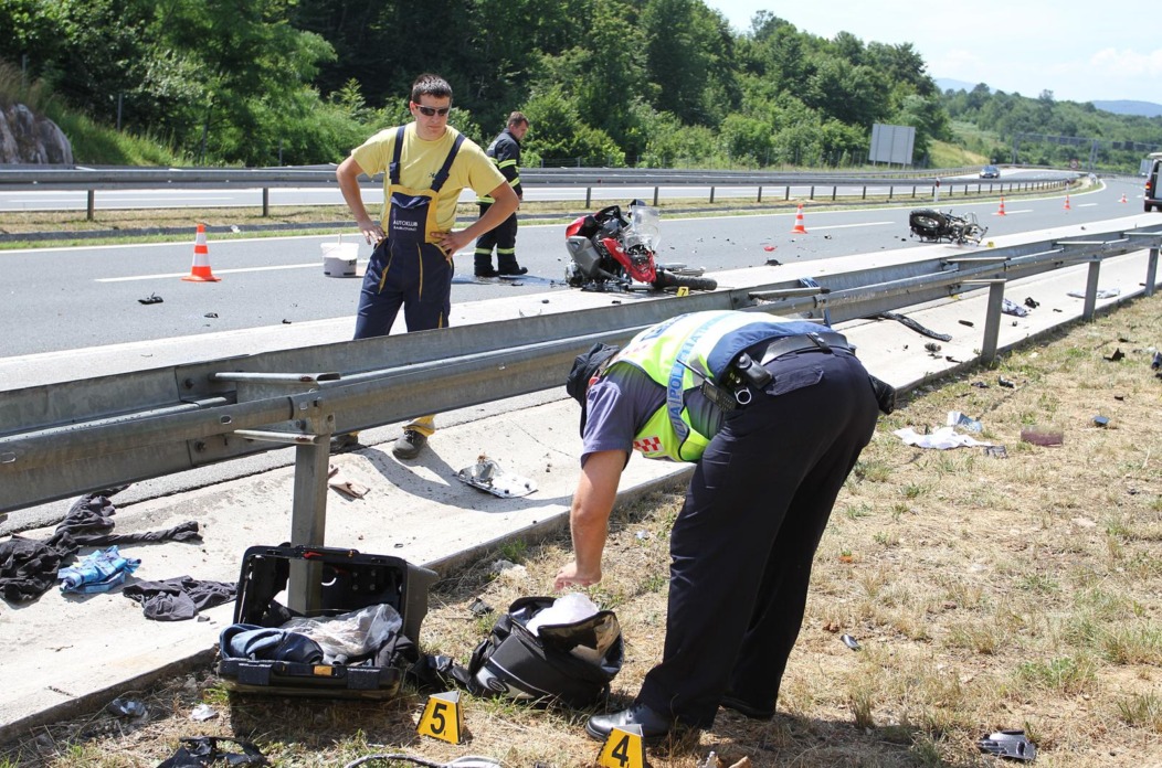 Ogulin: U prometnoj nesre?i na 68. kilometru autoceste A1 smrtno stradao motociklist