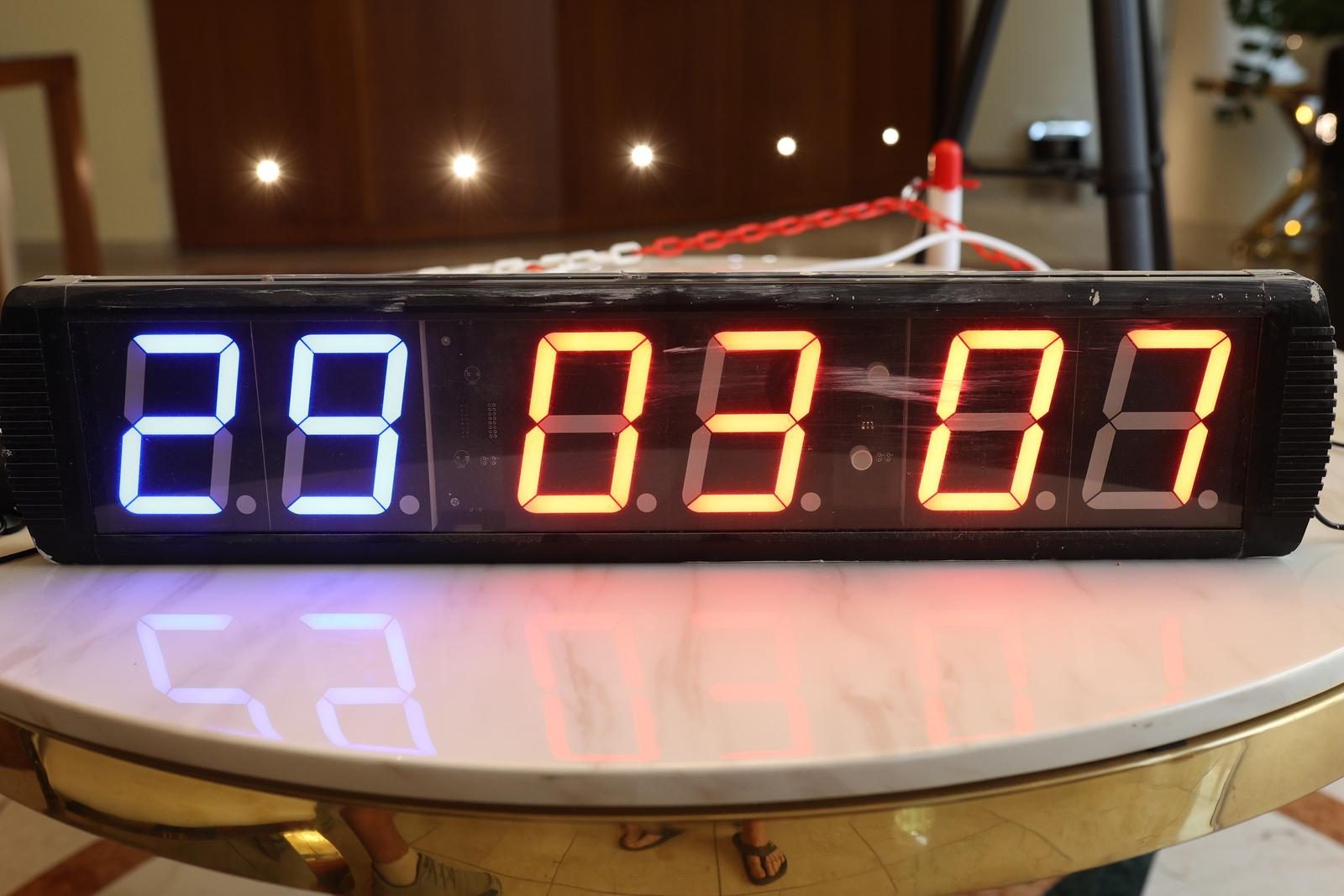 Rijeka: Svjetski rekord Vitomira Maričića, zadržao dah pod vodom 29 minuta i tri sekunde Rijeka: Svjetski rekord Vitomira Maričića, zadržao dah pod vodom 29 minuta i tri sekunde