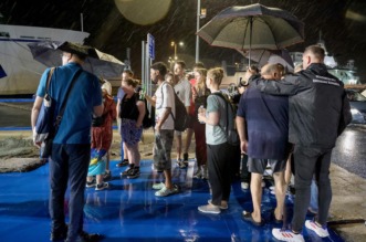 Zadar: Trajekt “Jadran” dovezao putnike sa potonulog katamarana “Melita” u luku Gaženica