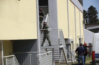 Vojnik osumnji?en za dvostruko ubojstvo doveden na ispitivanje u dravno odvjetnitvo