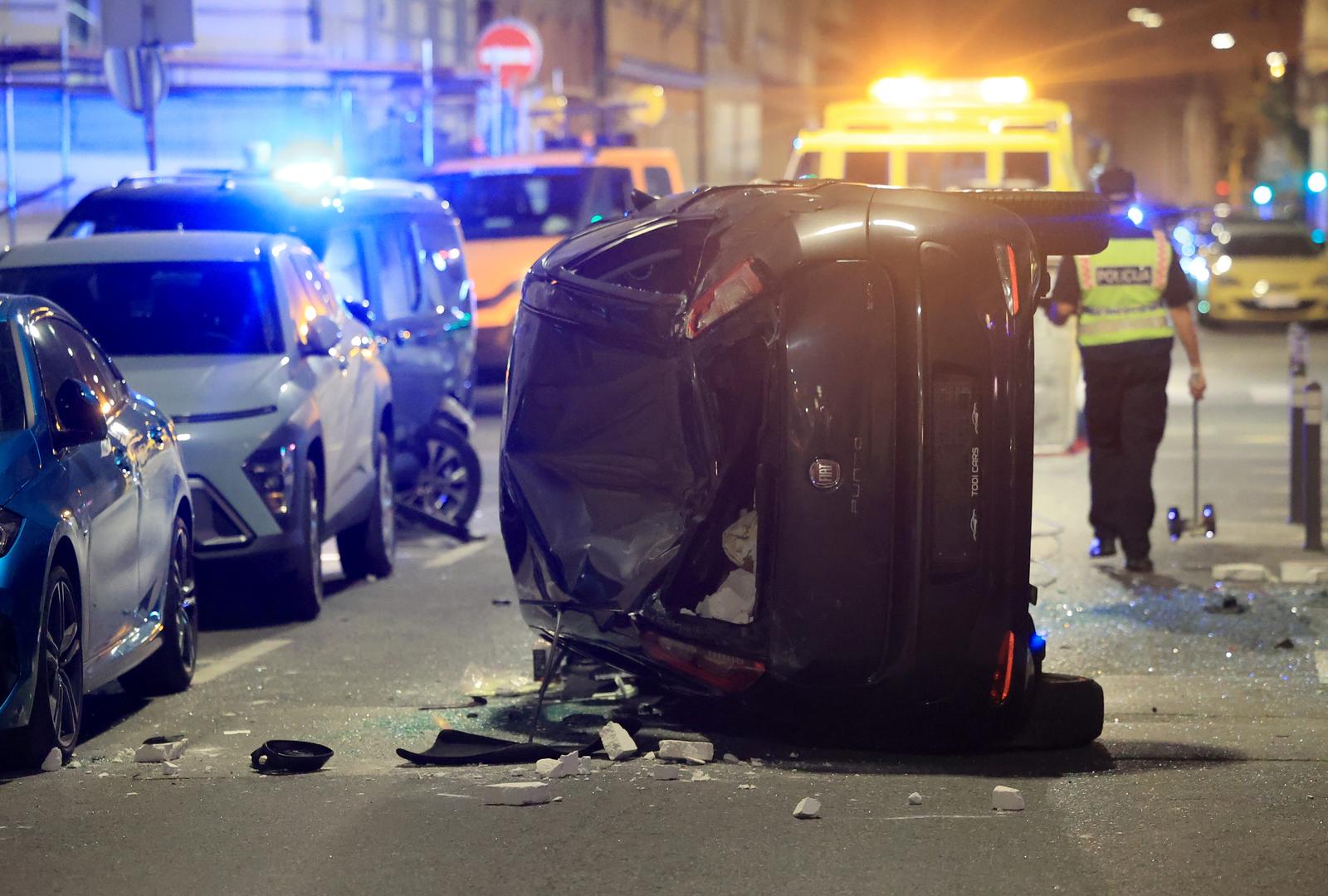 Zagreb: U Medulićevoj se zabio u četiri parkirana vozila te završio na boku