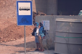 Pisak: Turisti bježe iz apartmana nakon što se požar počeo širiti, u tijeku je evakuacija Pisak: Turisti bježe iz apartmana nakon što se požar počeo širiti, u tijeku je evakuacija