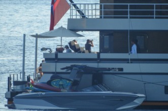 Jeff Bezos i Lauren Sanchez priredili raskošnu pjena-zabavu kod Cresa uoči vjenčanja u Veneciji Jeff Bezos i Lauren Sanchez priredili raskošnu pjena-zabavu kod Cresa uoči vjenčanja u Veneciji