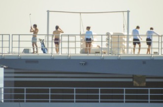 Jeff Bezos i Lauren Sanchez priredili raskošnu pjena-zabavu kod Cresa uoči vjenčanja u Veneciji Jeff Bezos i Lauren Sanchez priredili raskošnu pjena-zabavu kod Cresa uoči vjenčanja u Veneciji