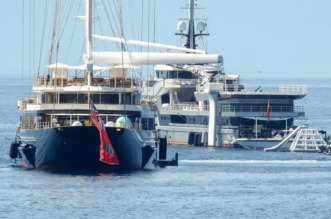 Jeff Bezos i Lauren Sanchez priredili raskošnu pjena-zabavu kod Cresa uoči vjenčanja u Veneciji Jeff Bezos i Lauren Sanchez priredili raskošnu pjena-zabavu kod Cresa uoči vjenčanja u Veneciji