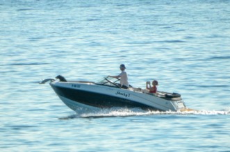 Jeff Bezos i Lauren Sanchez priredili raskošnu pjena-zabavu kod Cresa uoči vjenčanja u Veneciji Jeff Bezos i Lauren Sanchez priredili raskošnu pjena-zabavu kod Cresa uoči vjenčanja u Veneciji