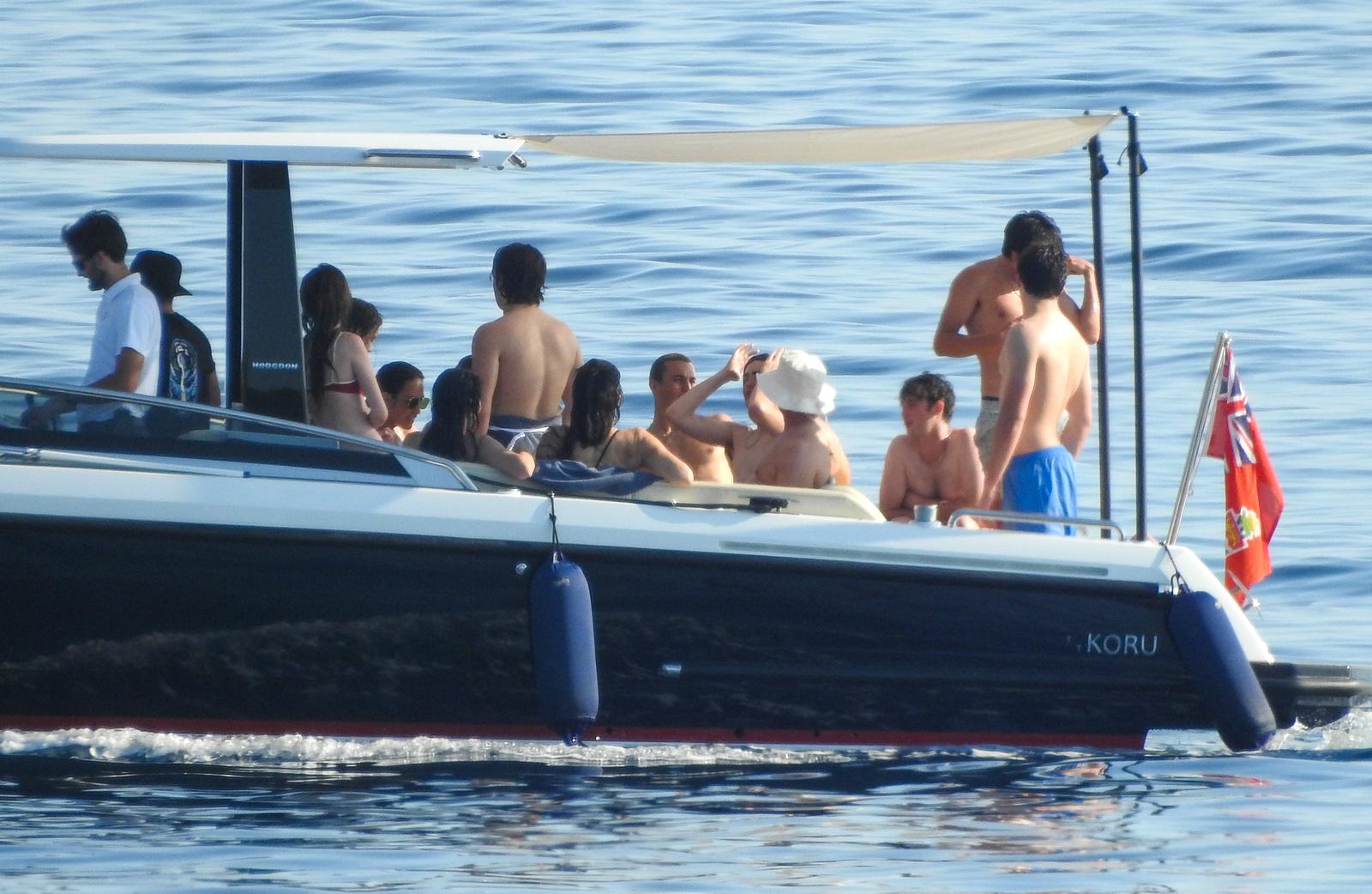 Jeff Bezos i Lauren Sanchez priredili raskošnu pjena-zabavu kod Cresa uoči vjenčanja u Veneciji Jeff Bezos i Lauren Sanchez priredili raskošnu pjena-zabavu kod Cresa uoči vjenčanja u Veneciji