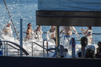 Jeff Bezos i Lauren Sanchez priredili raskošnu pjena-zabavu kod Cresa uoči vjenčanja u Veneciji Jeff Bezos i Lauren Sanchez priredili raskošnu pjena-zabavu kod Cresa uoči vjenčanja u Veneciji