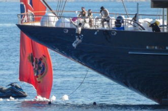 Jeff Bezos i Lauren Sanchez priredili raskošnu pjena-zabavu kod Cresa uoči vjenčanja u Veneciji Jeff Bezos i Lauren Sanchez priredili raskošnu pjena-zabavu kod Cresa uoči vjenčanja u Veneciji