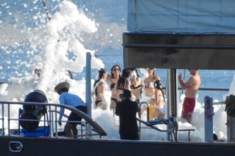 Jeff Bezos i Lauren Sanchez priredili raskošnu pjena-zabavu kod Cresa uoči vjenčanja u Veneciji Jeff Bezos i Lauren Sanchez priredili raskošnu pjena-zabavu kod Cresa uoči vjenčanja u Veneciji