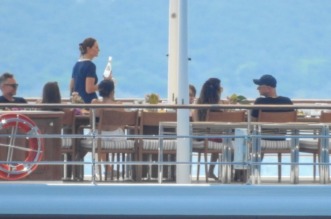 Jeff Bezos i Lauren Sanchez priredili raskošnu pjena-zabavu kod Cresa uoči vjenčanja u Veneciji Jeff Bezos i Lauren Sanchez priredili raskošnu pjena-zabavu kod Cresa uoči vjenčanja u Veneciji