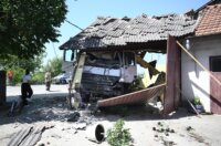 Zagreb: Kamion naletio na kuću u Botincu Zagreb: Kamion naletio na kuću u Botincu