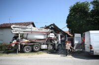 Zagreb: Kamion naletio na kuću u Botincu Zagreb: Kamion naletio na kuću u Botincu