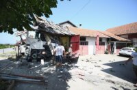 Zagreb: Kamion naletio na kuću u Botincu Zagreb: Kamion naletio na kuću u Botincu