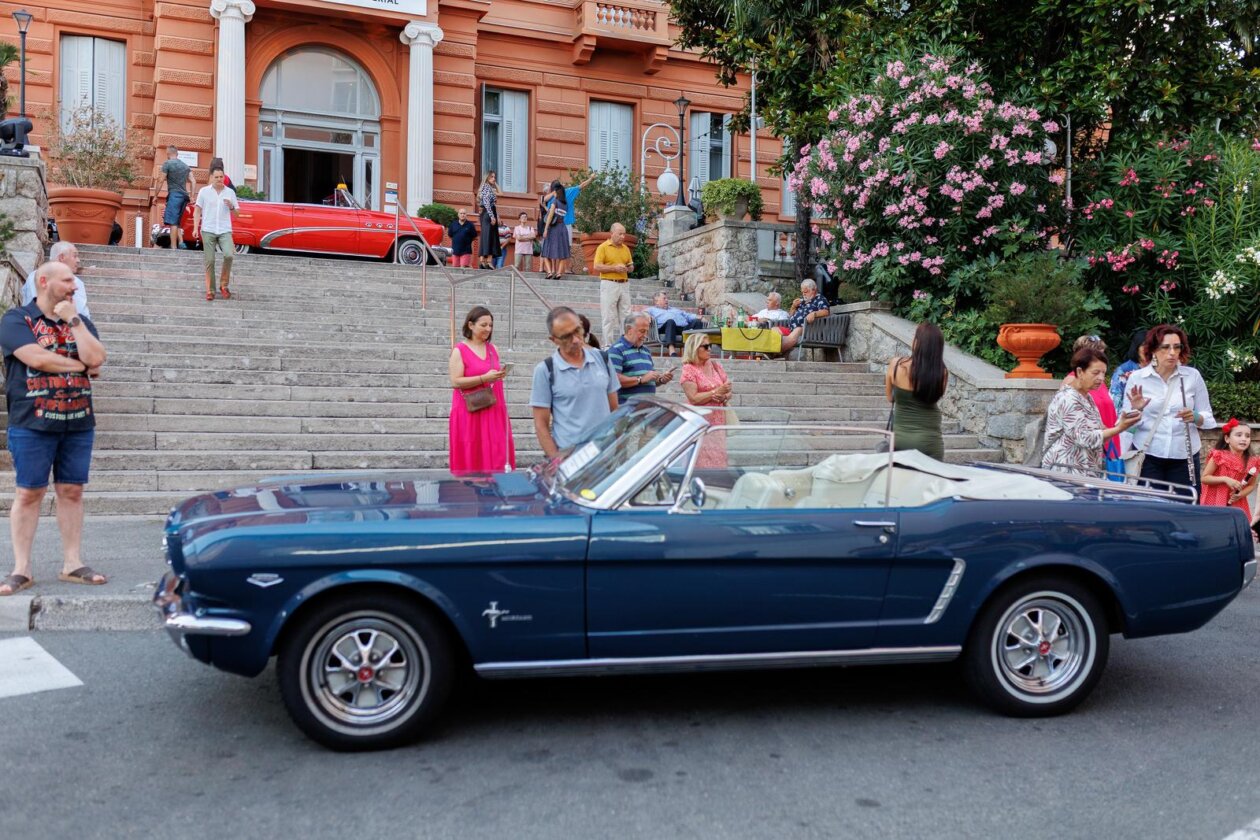 Manifestacija RetroOpatija Manifestacija RetroOpatija