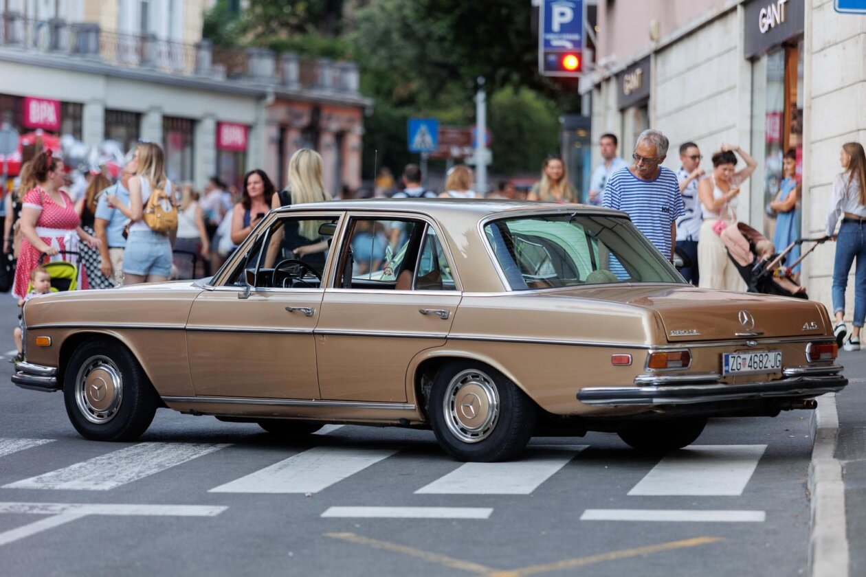 Manifestacija RetroOpatija Manifestacija RetroOpatija
