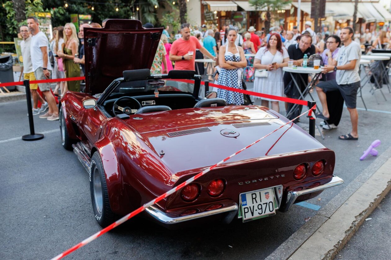 Manifestacija RetroOpatija Manifestacija RetroOpatija