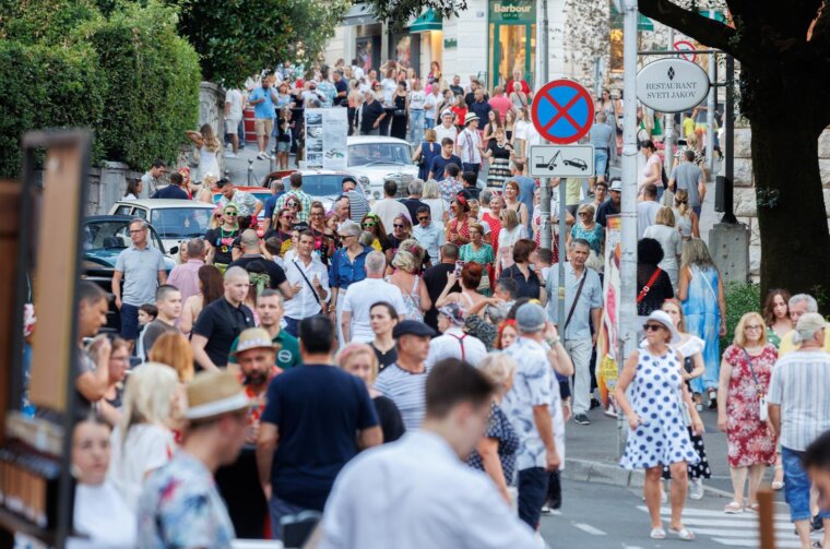 Manifestacija RetroOpatija