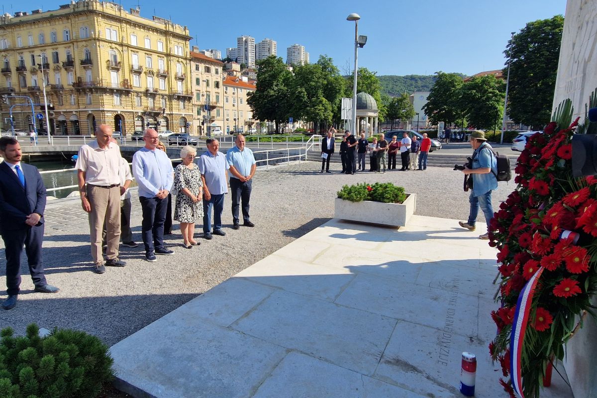 Polaganje-vijenaca-Dan-antifasisticke-borbe-4 Polaganje-vijenaca-Dan-antifasisticke-borbe-4