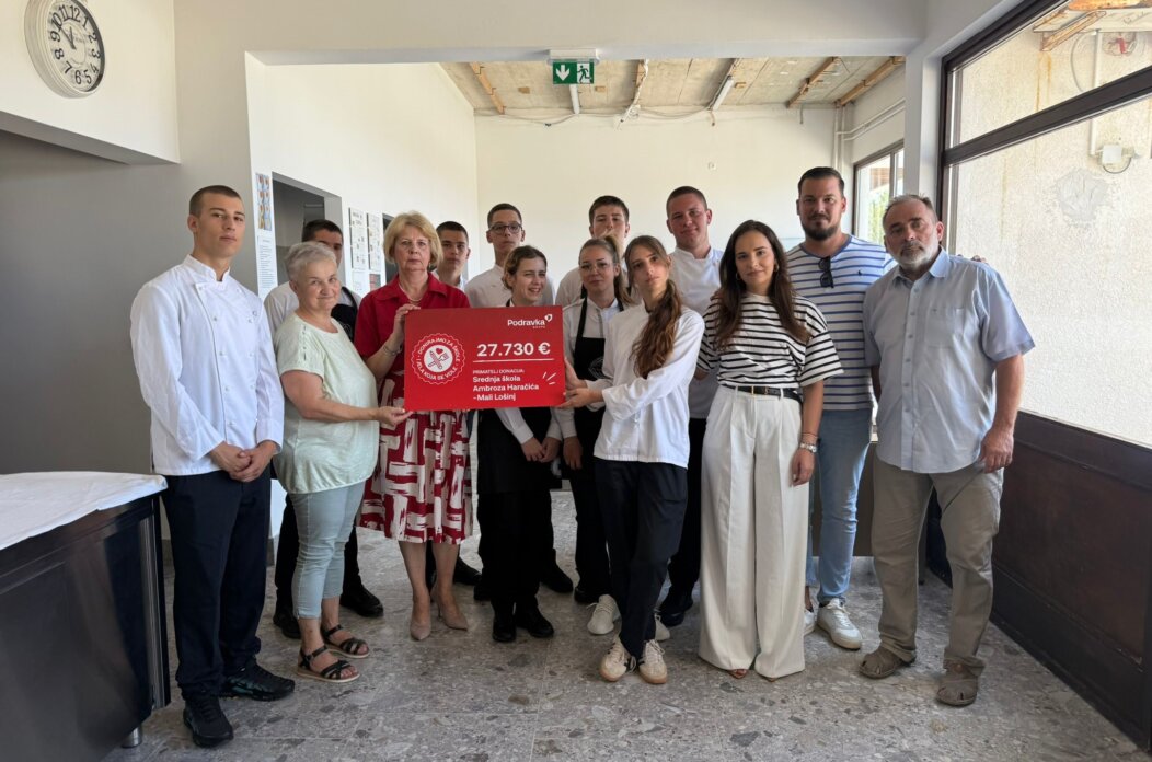 Srednja škola Ambroza Haračića, Mali Lošinj dobitnica Podravkine donacije za opremanje kulinarskog praktikuma Srednja škola Ambroza Haračića, Mali Lošinj dobitnica Podravkine donacije za opremanje kulinarskog praktikuma