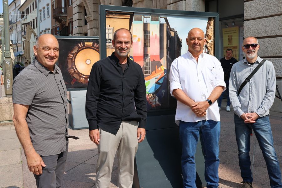 autori-izlozbe-Grad-koji-tece-900×600 autori-izlozbe-Grad-koji-tece-900×600