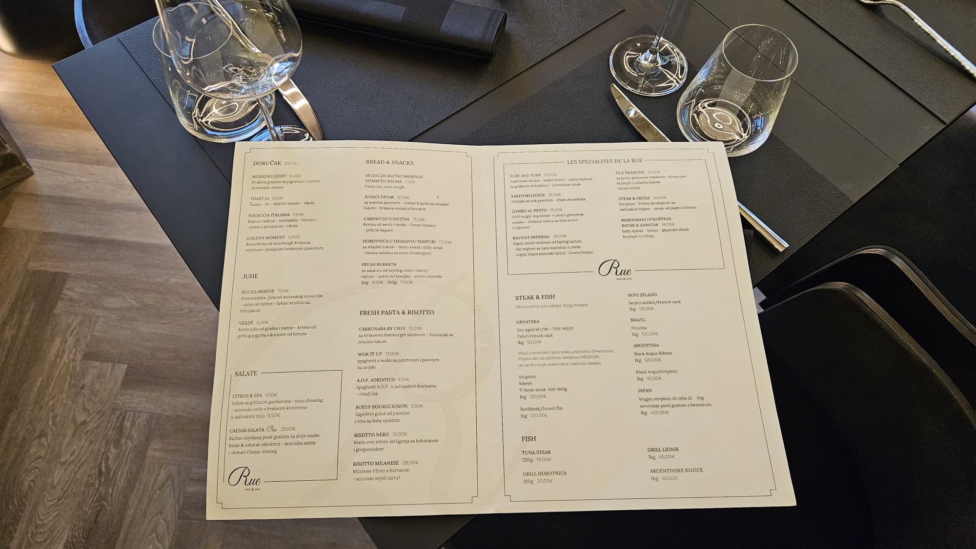 bistro rue 199999 bistro rue 199999