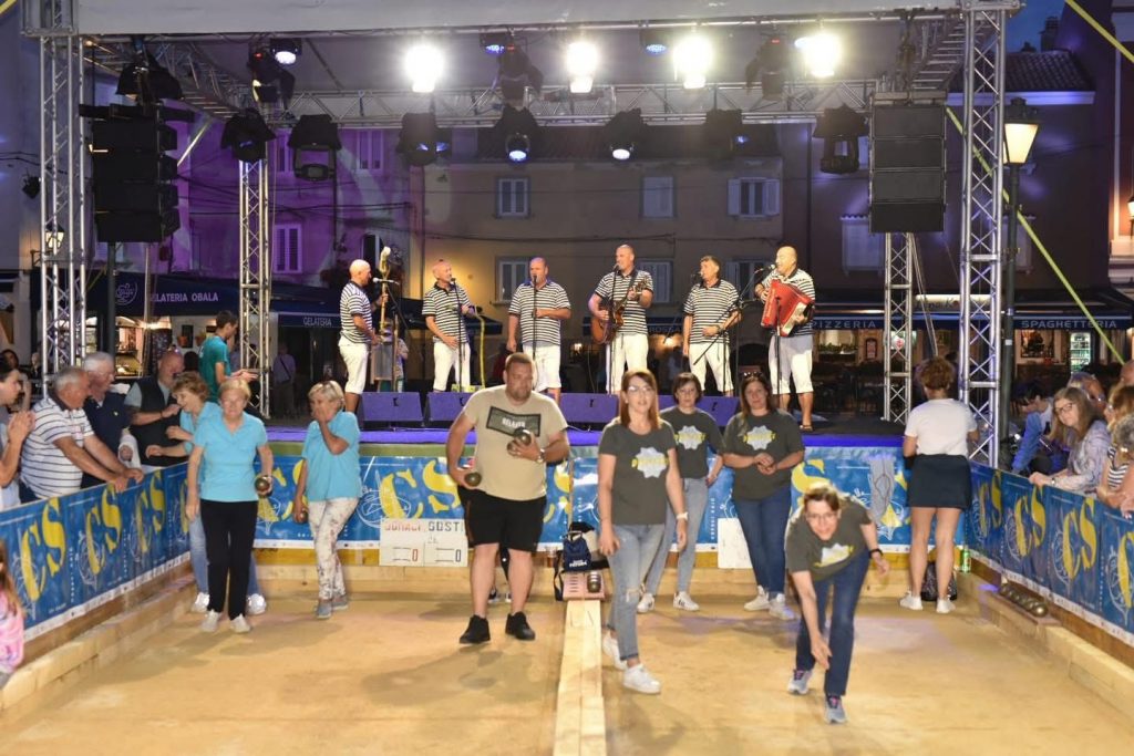 creski-kaic-bocanje-grupno-noc-1024×683