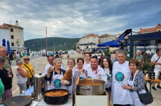 creski-kaic-buzara-od-skampi