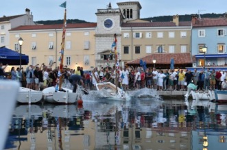 creski-kaic-porinuce-nove-barke-kaica-1024×683