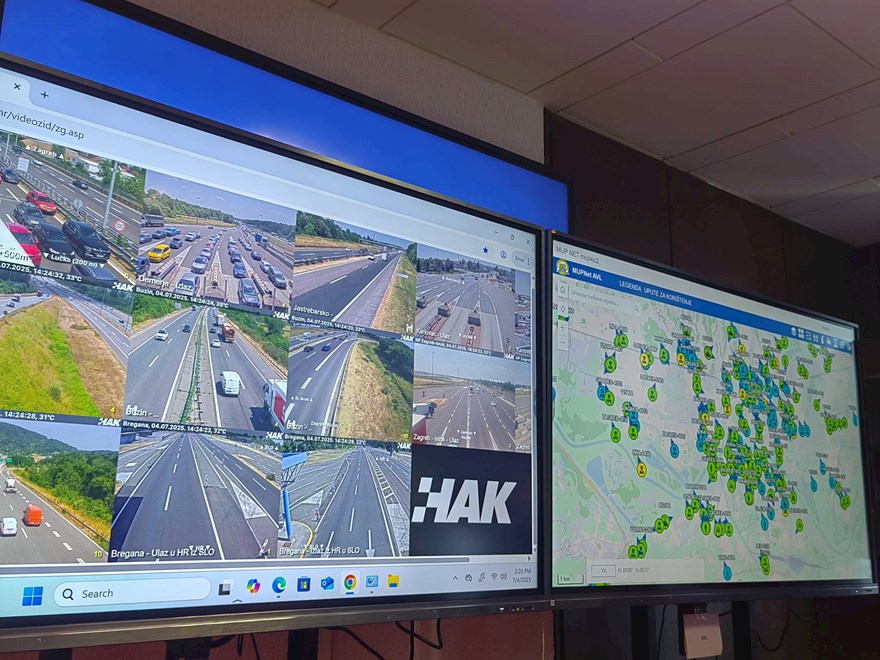 06116378-effd-4bb5-9a90-83ac9731b0c4 06116378-effd-4bb5-9a90-83ac9731b0c4