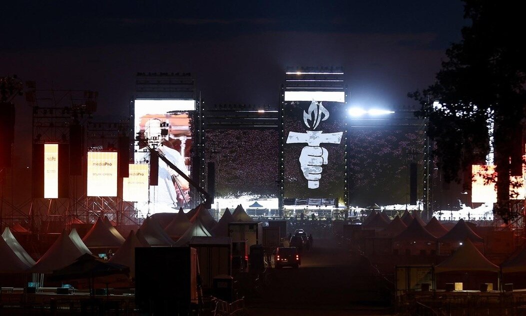 9e401e83-e4d3-49f6-89ea-79b3215f8ff7 9e401e83-e4d3-49f6-89ea-79b3215f8ff7