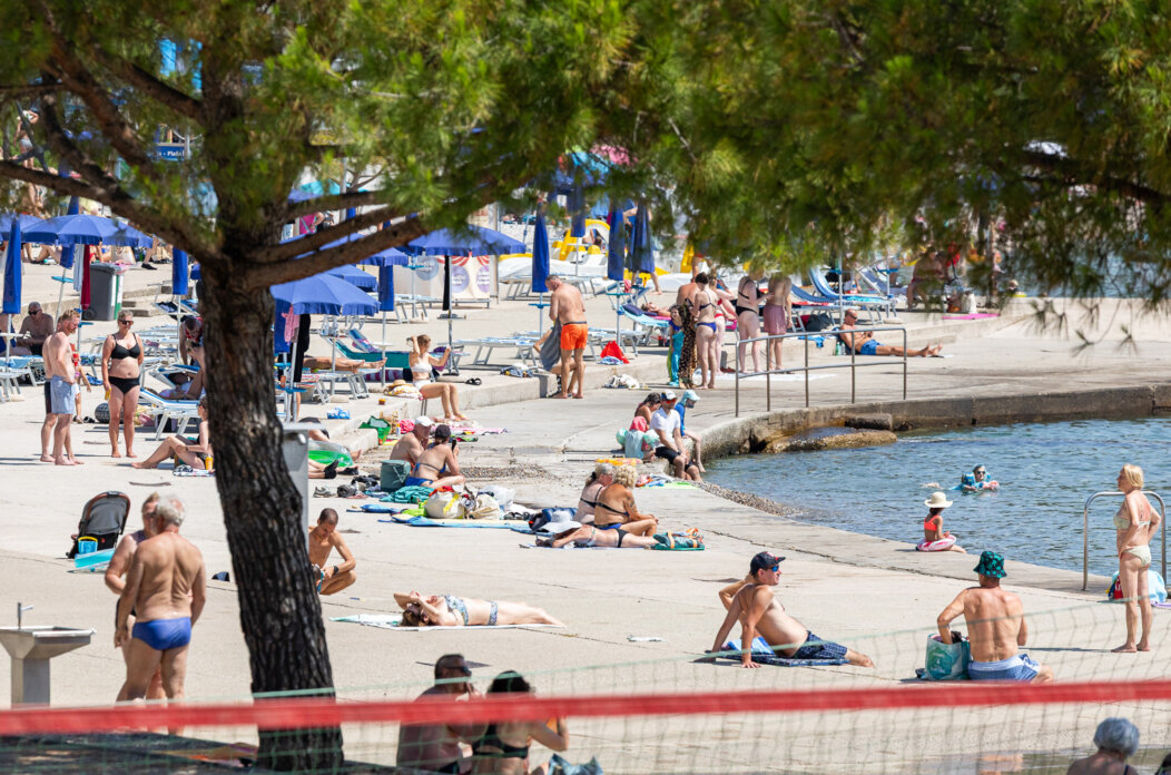 Ilustrativne Opatija ljeto 2025 Ičići plaža kupači-8851 Ilustrativne Opatija ljeto 2025 Ičići plaža kupači-8851