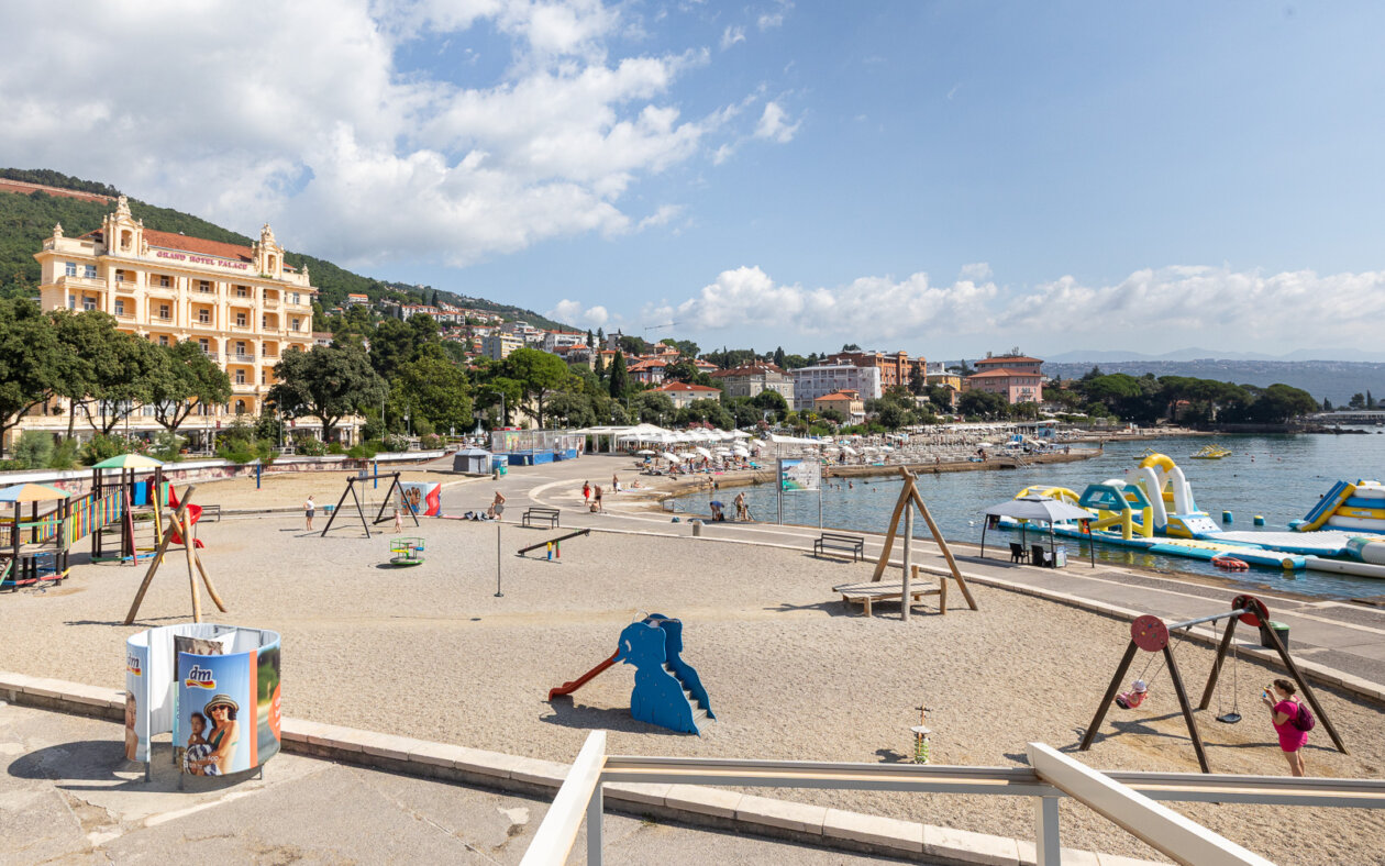 Ilustrativne Opatija ljeto 2025 kupači slatina-8632 Ilustrativne Opatija ljeto 2025 kupači slatina-8632