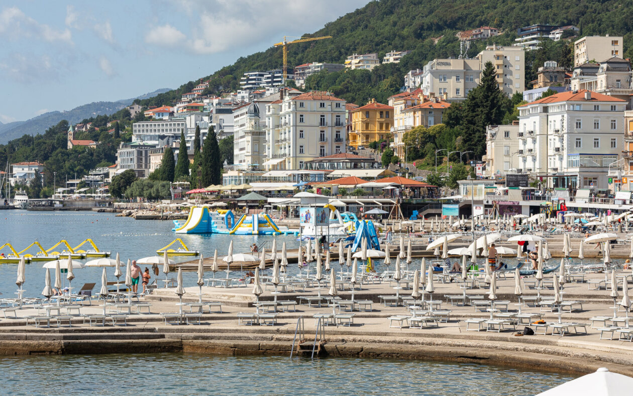 Ilustrativne Opatija ljeto 2025 kupači slatina-8649 Ilustrativne Opatija ljeto 2025 kupači slatina-8649