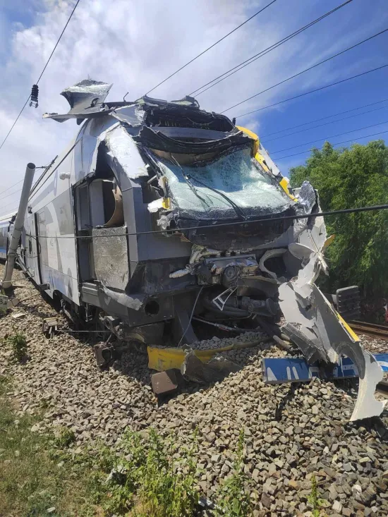 O-5c553850-fdab-41f3-993e-869bd76c94ac-550 O-5c553850-fdab-41f3-993e-869bd76c94ac-550