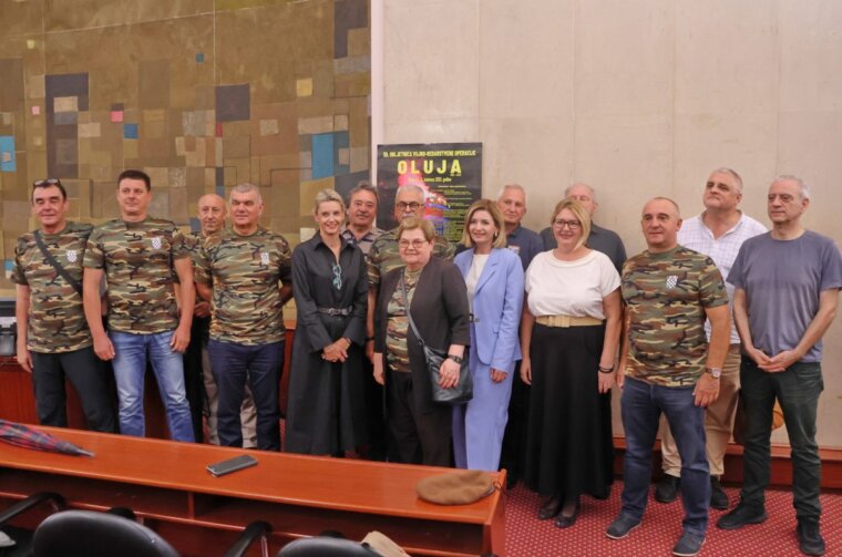 Obiljezavanje-30.-obljetnice-Oluje-u-Rijeci-26-1200×800