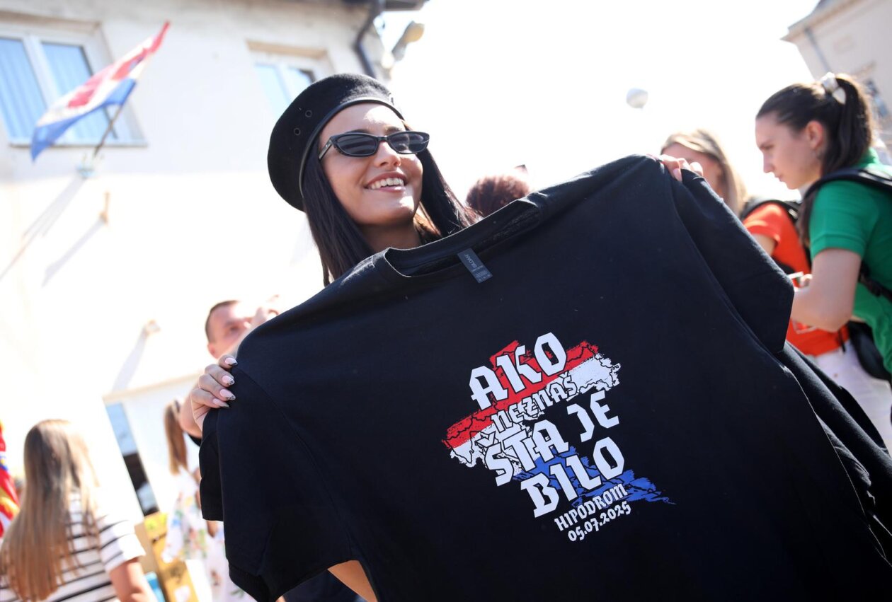 Zagreb: Veseli obožavatelji Thompsona na Glavnom kolodvoru