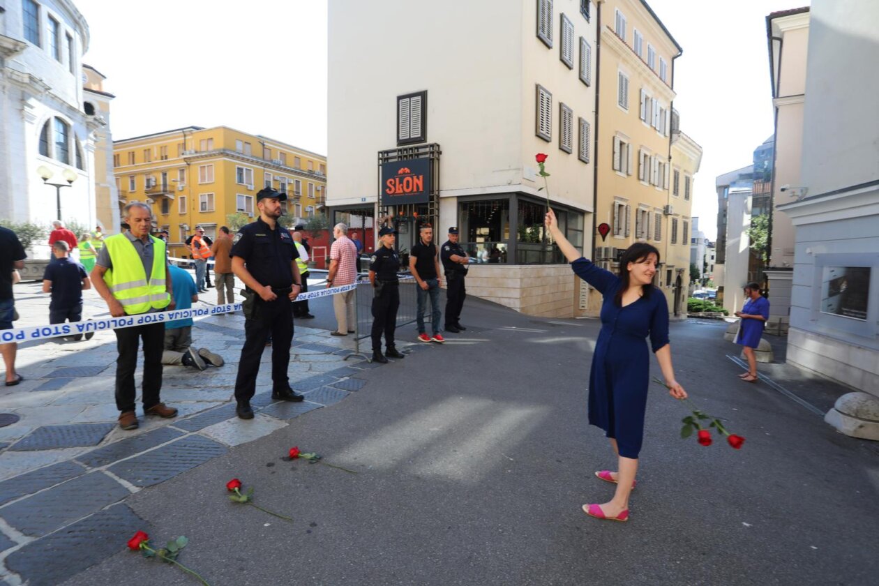 Rijeka: Performans Tiha misa umjetnice Arijane Lekić-Fridrih