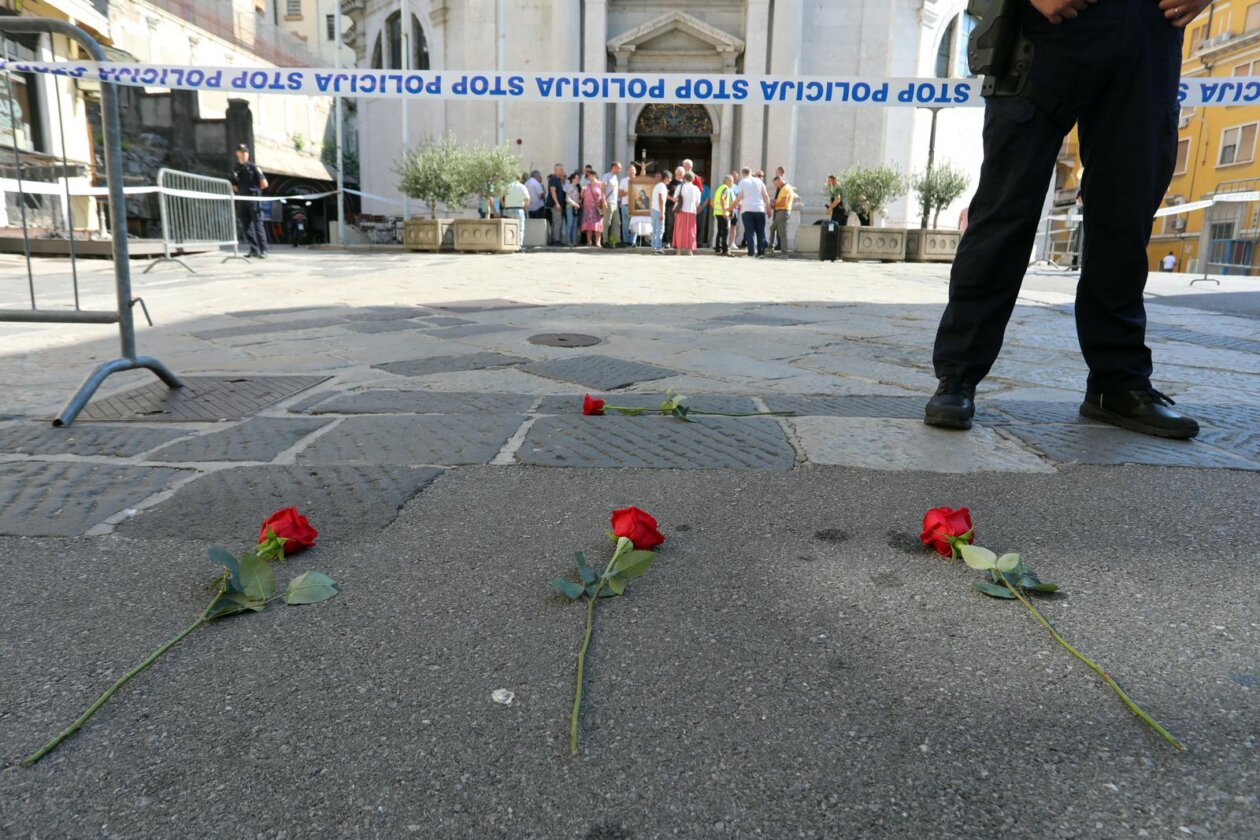 Rijeka: Performans Tiha misa umjetnice Arijane Lekić-Fridrih