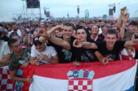 Zagreb: Atmosfera na Hipodromu uoči samog početka koncerta Marka Perkovića Thompsona