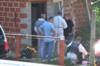 Policijski očevid na mjestu ubojstva u Pleškovcu