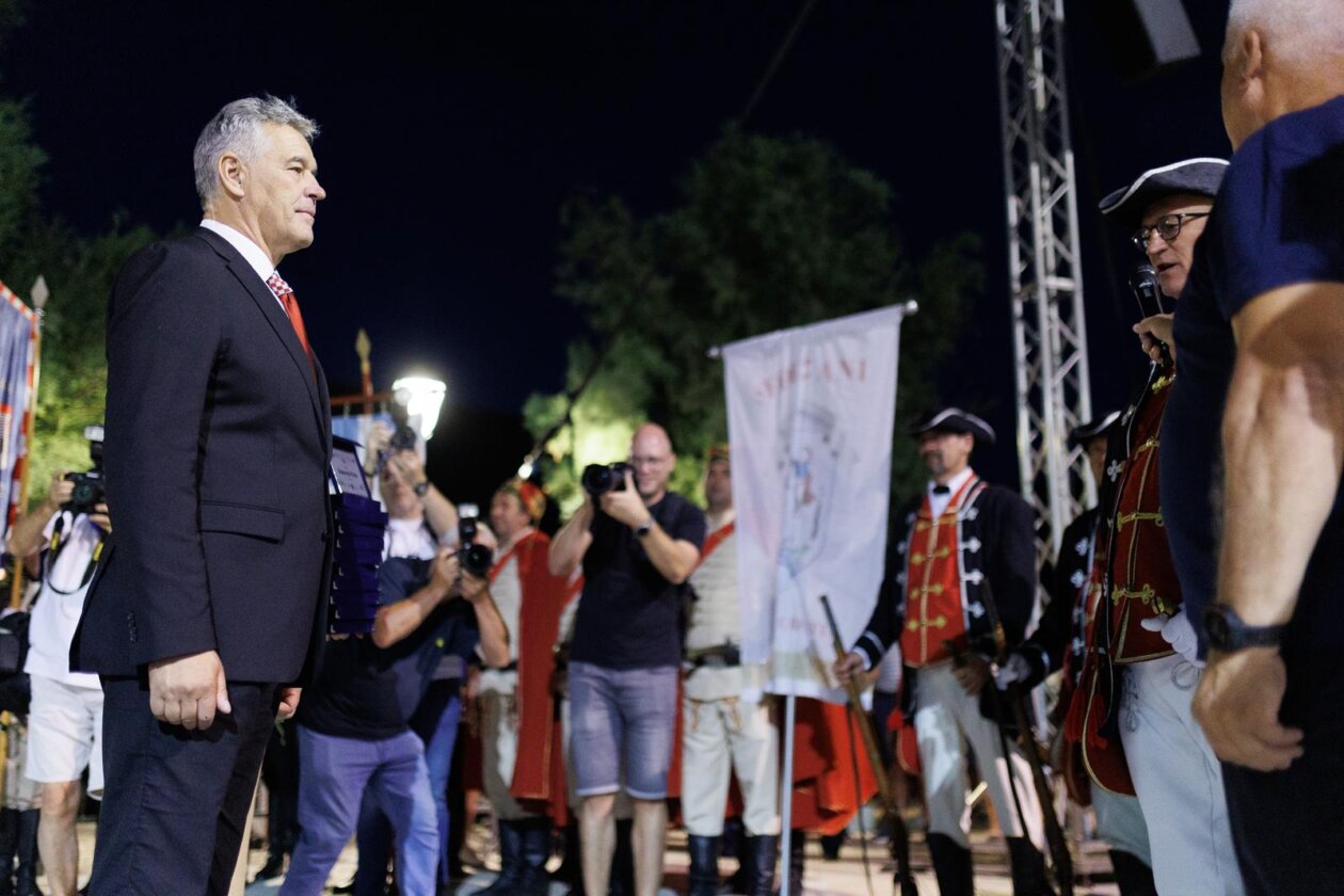 Bakar: Rekonstrukcija povijesne Pomorske bitke uz vatromet