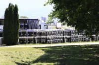 Počelo postavljanje opreme za koncert Marka Perkovića Thopmsona u Sinju